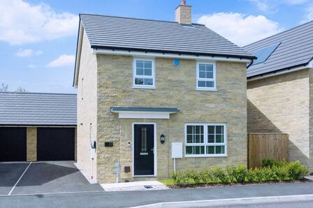 Lynx Place, 4 bedroom Detached House to rent, £1,600 pcm