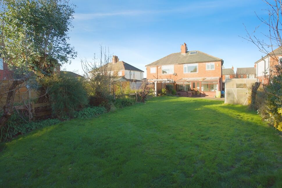 3 bedroom Semi Detached House for sale, Yewlands Drive, Leyland, PR25