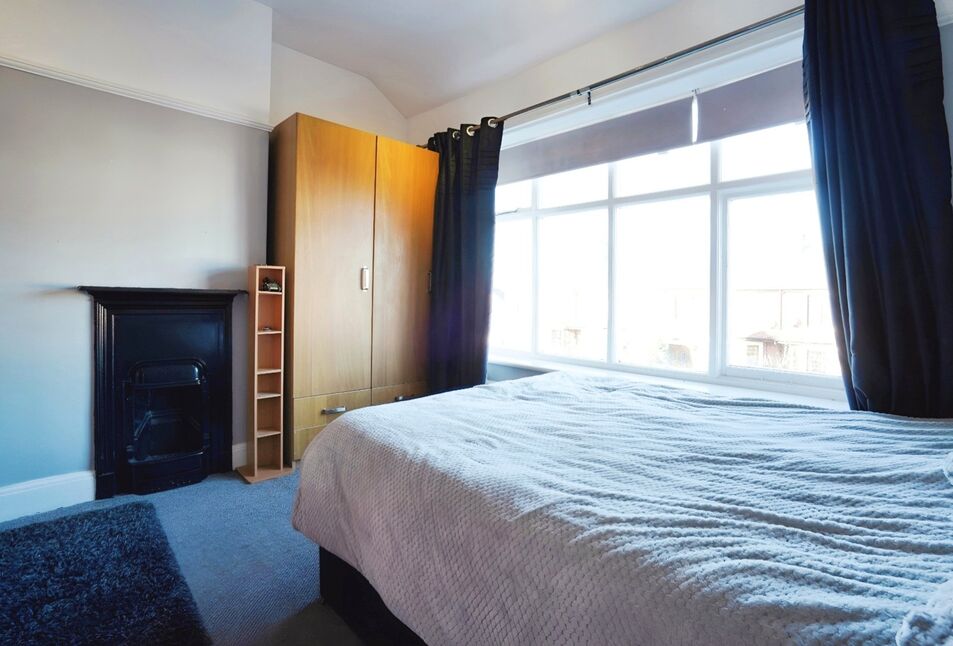 3 bedroom Semi Detached House for sale, Yewlands Drive, Leyland, PR25
