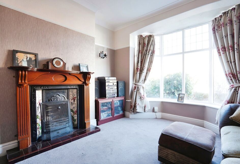 3 bedroom Semi Detached House for sale, Yewlands Drive, Leyland, PR25