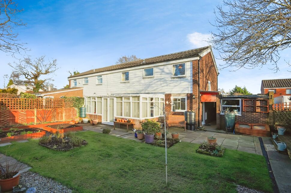 4 bedroom Semi Detached House for sale, Pasture Field Close, Leyland