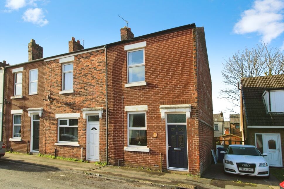 2 bedroom End Terrace House for sale, Princess Street, Leyland, PR25