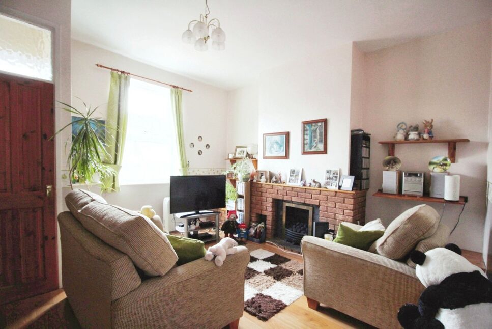 2 bedroom End Terrace House for sale, Princess Street, Leyland, PR25