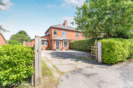 Lancaster Lane, 5 bedroom Semi Detached House for sale, £425,000