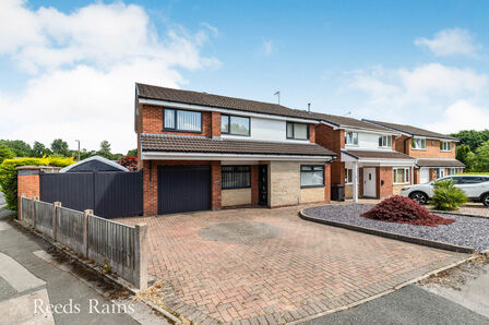 Smiths Croft, 4 bedroom Detached House for sale, £360,000