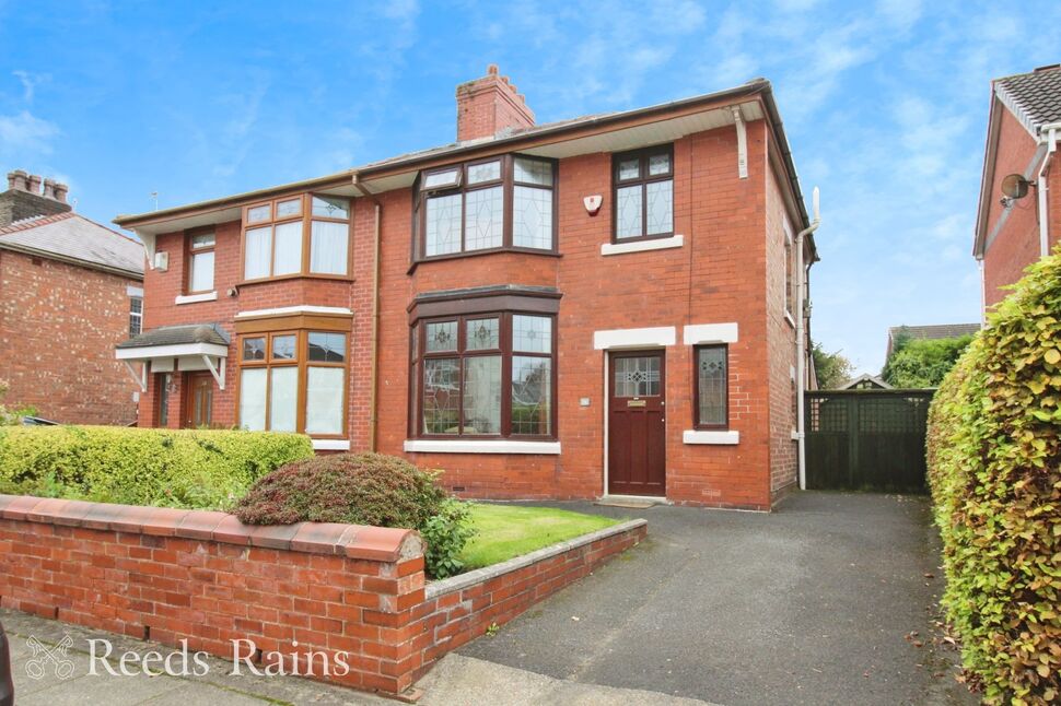 Main image of 3 bedroom Semi Detached House for sale, Crawford Avenue, Leyland, Lancashire, PR25