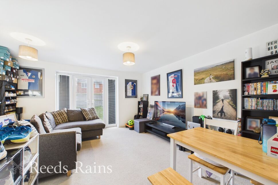 Lounge / Dining Room