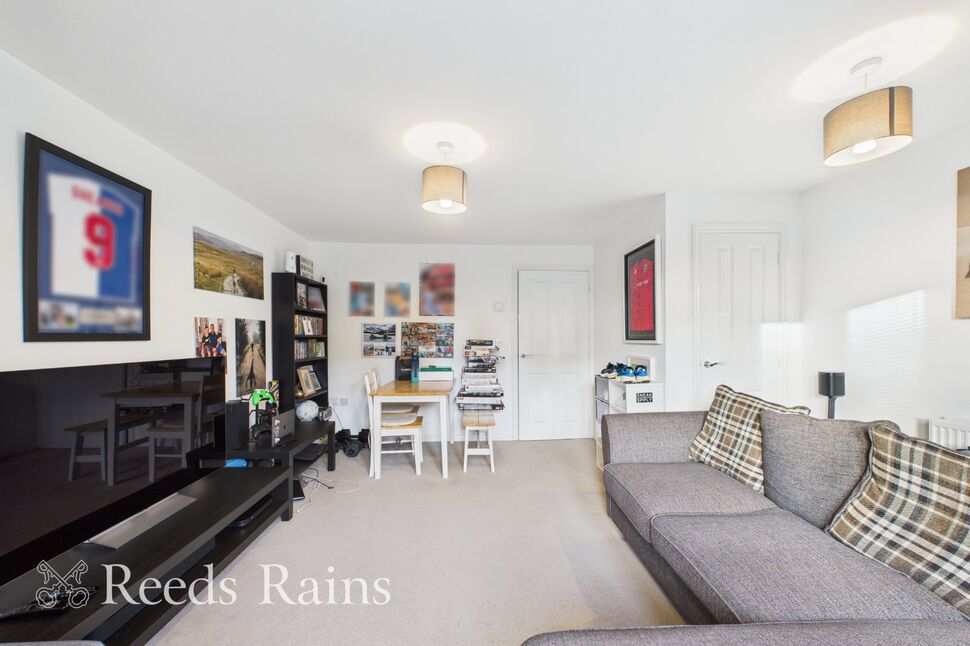 Lounge / Dining Room