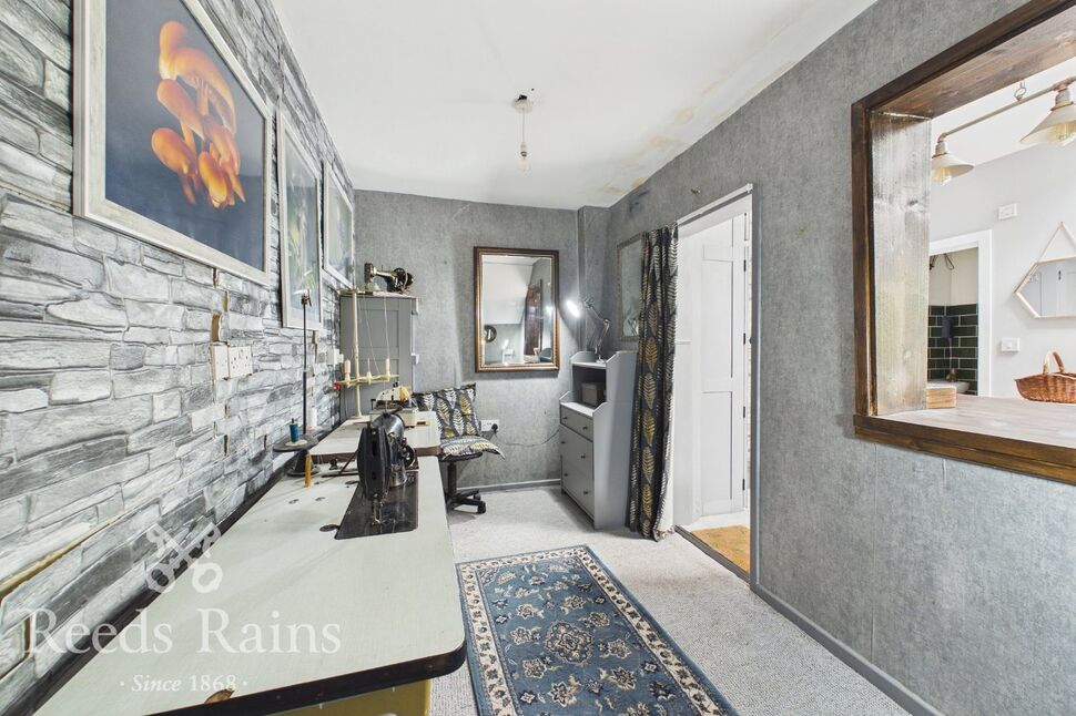 Breakfast Room / Study