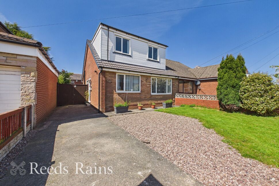 Main image of 4 bedroom Semi Detached House for sale, St. Clements Avenue, Farington, Lancashire, PR25
