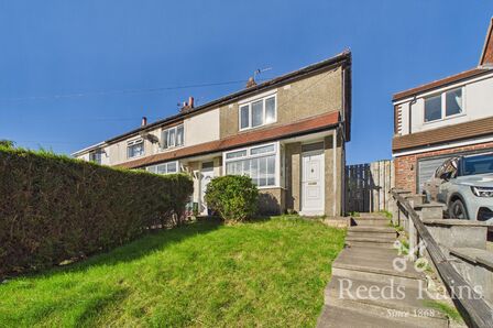 2 bedroom End Terrace House for sale