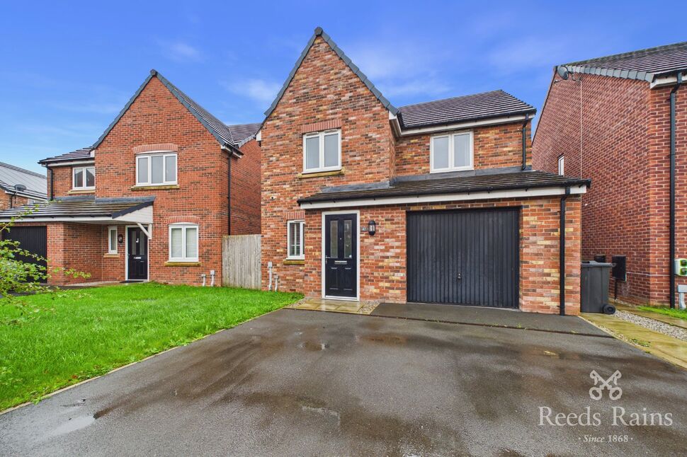 Main image of 3 bedroom Detached House for sale, Goldcrest Avenue, Farington Moss, Lancashire, PR26