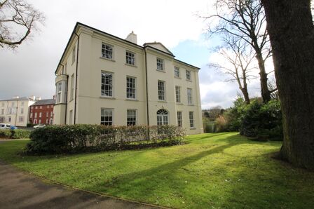1 bedroom  Flat to rent