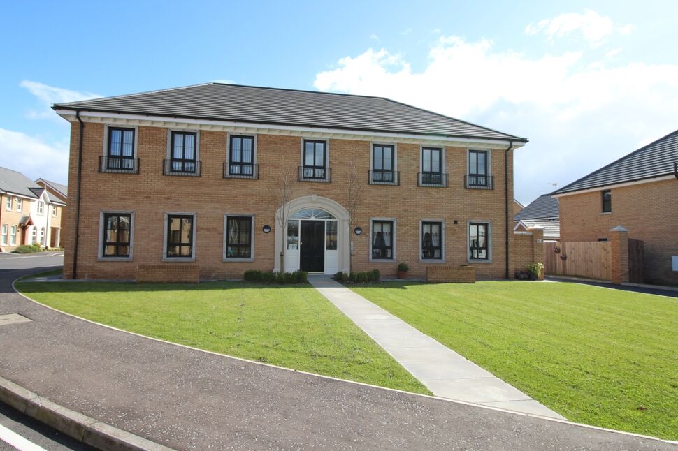 Main image of 2 bedroom  Flat to rent, Mornington Gardens, Lisburn, County Antrim, BT28
