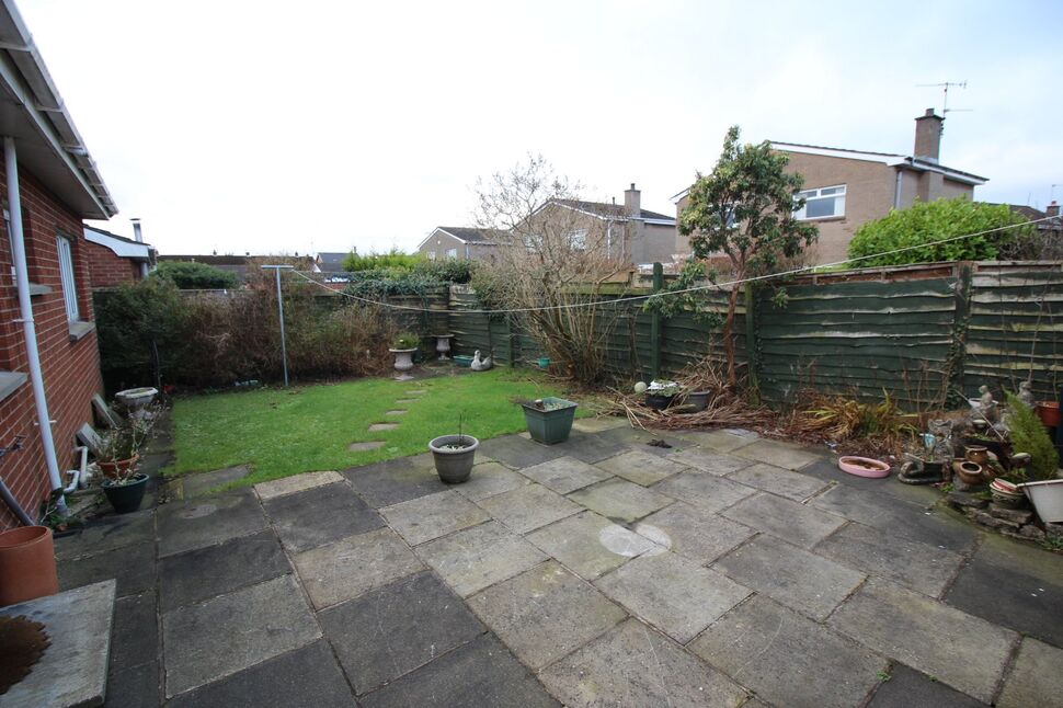 3 bedroom Detached Bungalow for sale, Skyline Drive, Lisburn, BT27 £