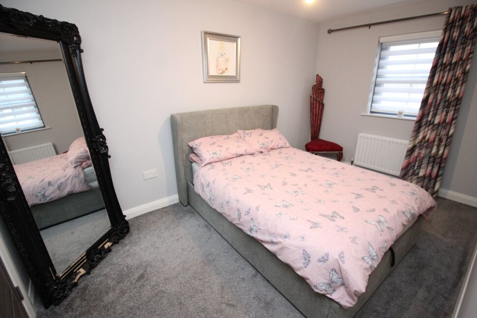 3 bedroom End Terrace House for sale, Balmoral Lane, Lisburn, BT27 £