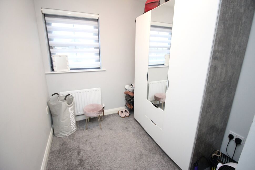 3 bedroom End Terrace House for sale, Balmoral Lane, Lisburn, BT27 £