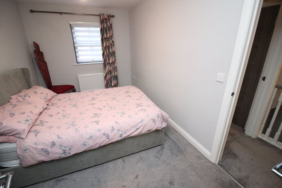 3 bedroom End Terrace House for sale, Balmoral Lane, Lisburn, BT27 £