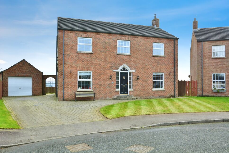 4 bedroom Detached House for sale, Blaris Green, Lisburn, BT27 £355,000