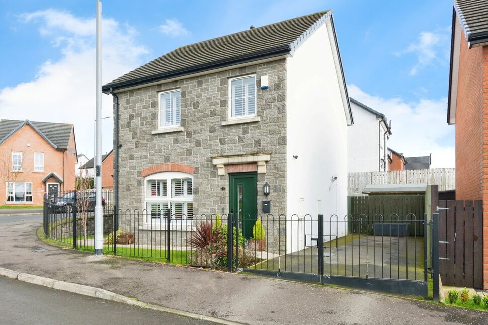 3 bedroom Detached House for sale, Sir Richard Wallace Square, Lisburn, Thaxton, BT28 £199,950
