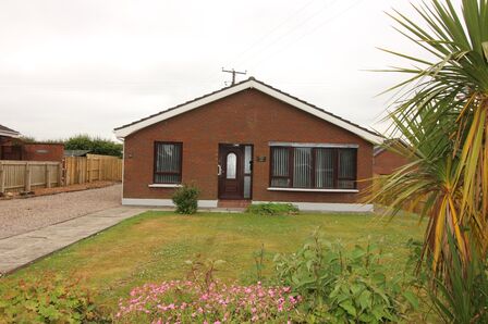 Kernaghan Park, 3 bedroom Detached Bungalow to rent, £995 pcm
