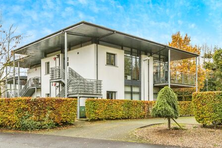 2 bedroom  Flat for sale