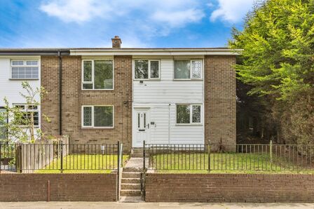 3 bedroom End Terrace House for sale