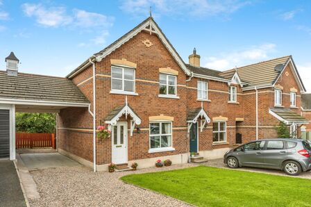 2 bedroom End Terrace House for sale