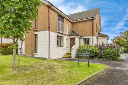 2 bedroom  Flat for sale