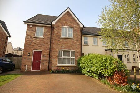 Ayrshire View, 3 bedroom End Terrace House to rent, &pound;950 pcm