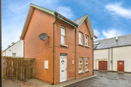 Downshire Hall, 2 bedroom Detached House for sale, £275,000