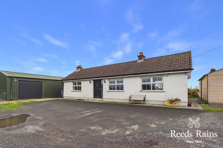 Old Ballynahinch Road, 3 bedroom Detached Bungalow for sale, &pound;245,000
