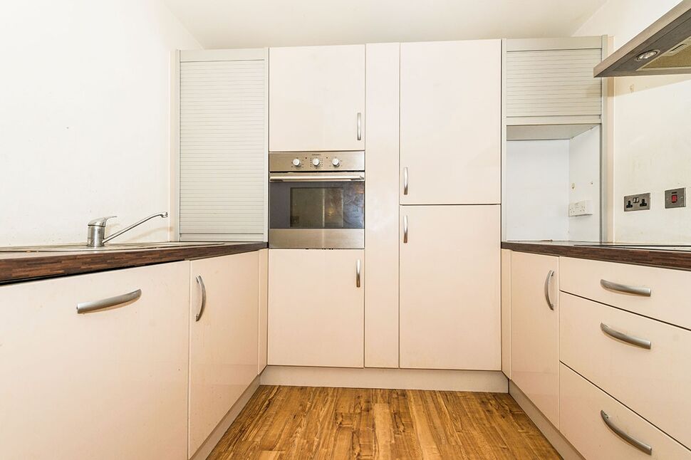 Lounge / Kitchen