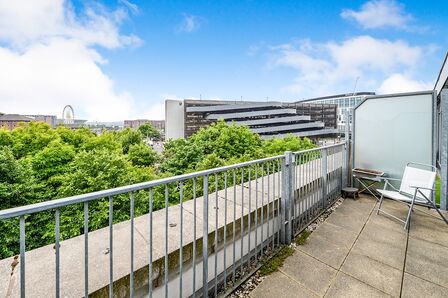 Argyle Street, 2 bedroom  Flat to rent, £1,150 pcm