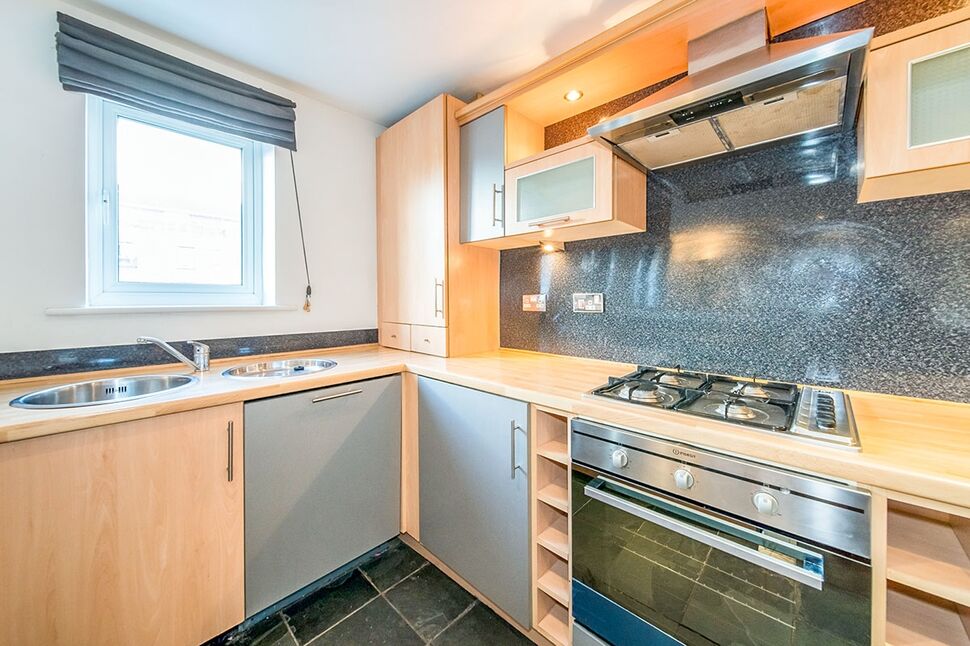 Lounge / Kitchen