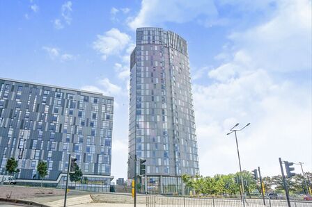 Plaza Boulevard,  Flat for sale, £80,000