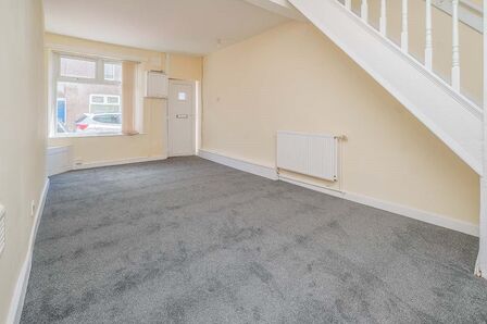 Cambria Street, 2 bedroom Mid Terrace House to rent, &pound;850 pcm