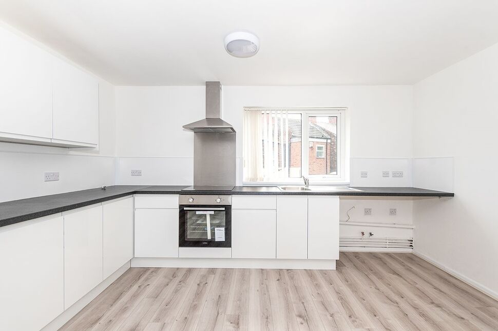 Lounge / Kitchen