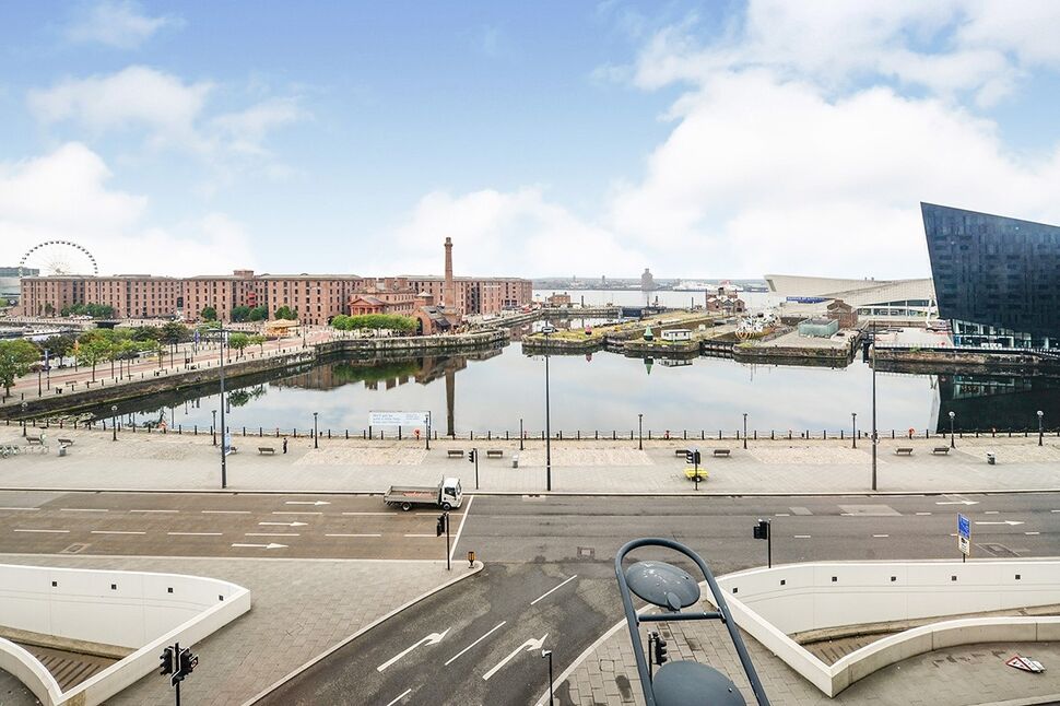 2 bedroom Flat to rent, Strand Street, Liverpool, L1 £1,300 pcm