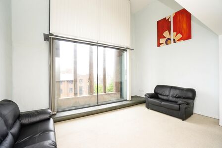 The Collegiate, 1 bedroom Flat to rent, &pound;830 pcm
