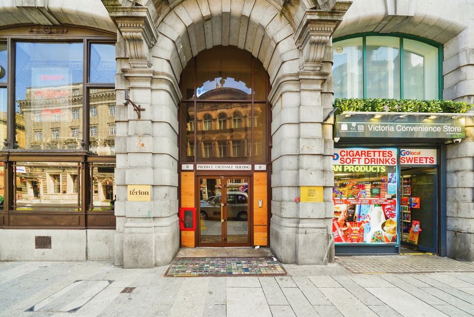 Main image of 1 bedroom  Flat for sale, Victoria Street, Liverpool, Merseyside, L2