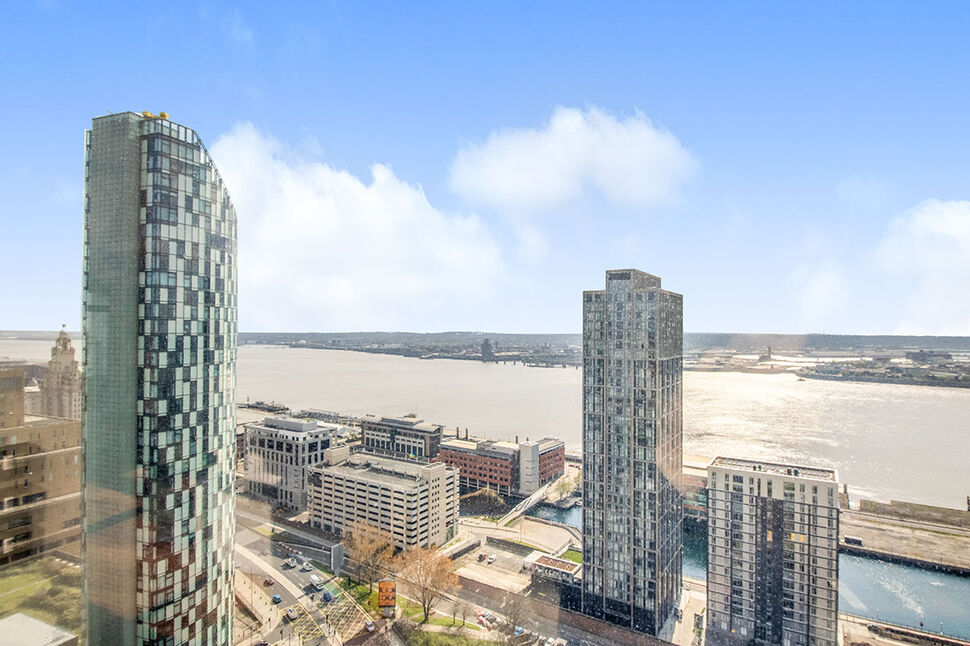 4 bedroom Mid Terrace House for sale, Mount Street, Liverpool, L1 £