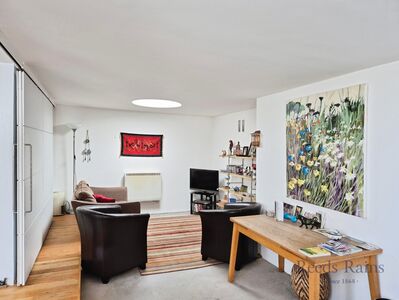 2 bedroom  Flat for sale