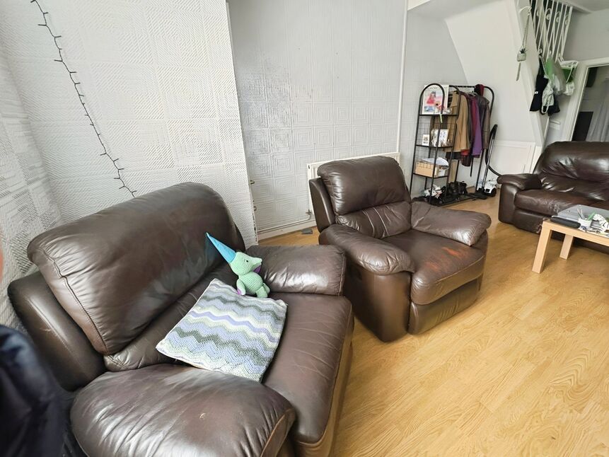 Lounge / Dining Room