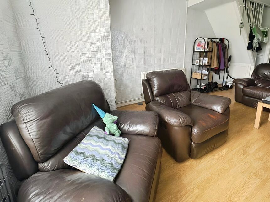 Lounge / Dining Room