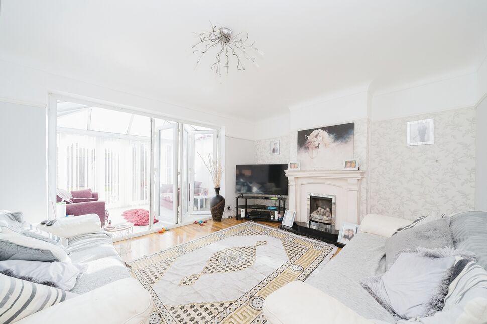 3 bedroom Semi Detached House for sale, Hillfoot Avenue, Liverpool, L25