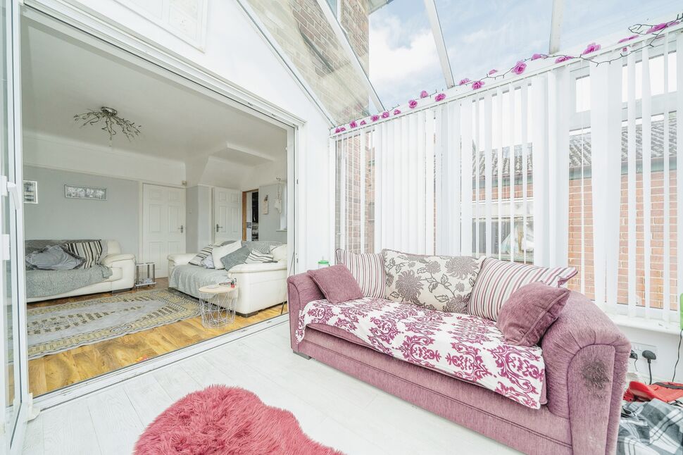 3 bedroom Semi Detached House for sale, Hillfoot Avenue, Liverpool, L25