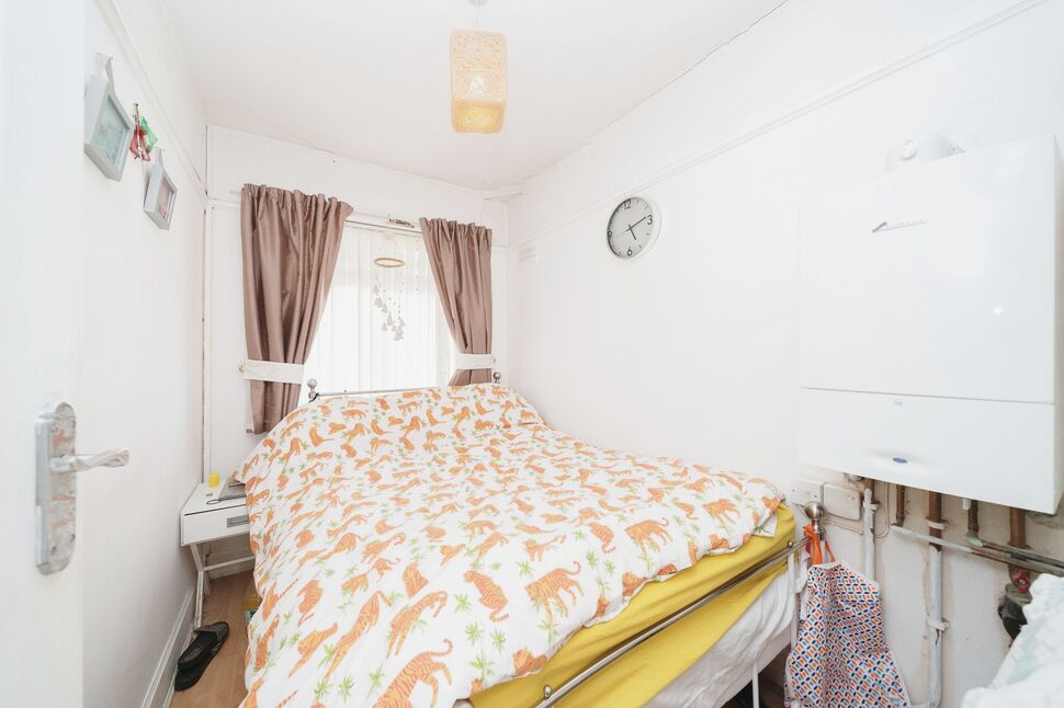 3 bedroom Semi Detached House for sale, Hillfoot Avenue, Liverpool, L25