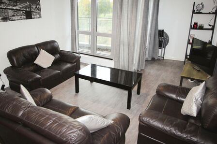 2 bedroom  Flat to rent