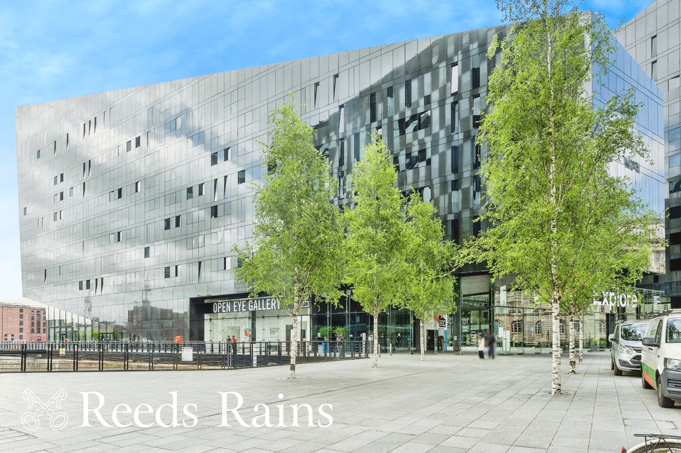 Main image of 2 bedroom Flat for sale, Mann Island, Liverpool, Merseyside, L3